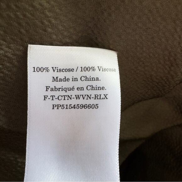 Everlane Olive Green Hammered Satin Short Sleeve Women's Top minimalist casual S - Picture 8 of 9